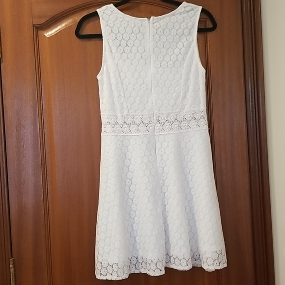Rebellon Lace White Dress size M - Picture 3 of 10